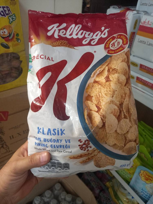 غلات صبحانه کلاگس Special K کلاسیک با گندم کامل و برنج ۴۲۰ گرم