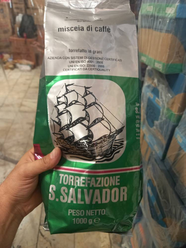 قهوه دانهای سالوادور S. Salvador ایتالیا – Torrefazione S. Salvador وزن ۱ کیلوگرم(100 درصد روبوستا)