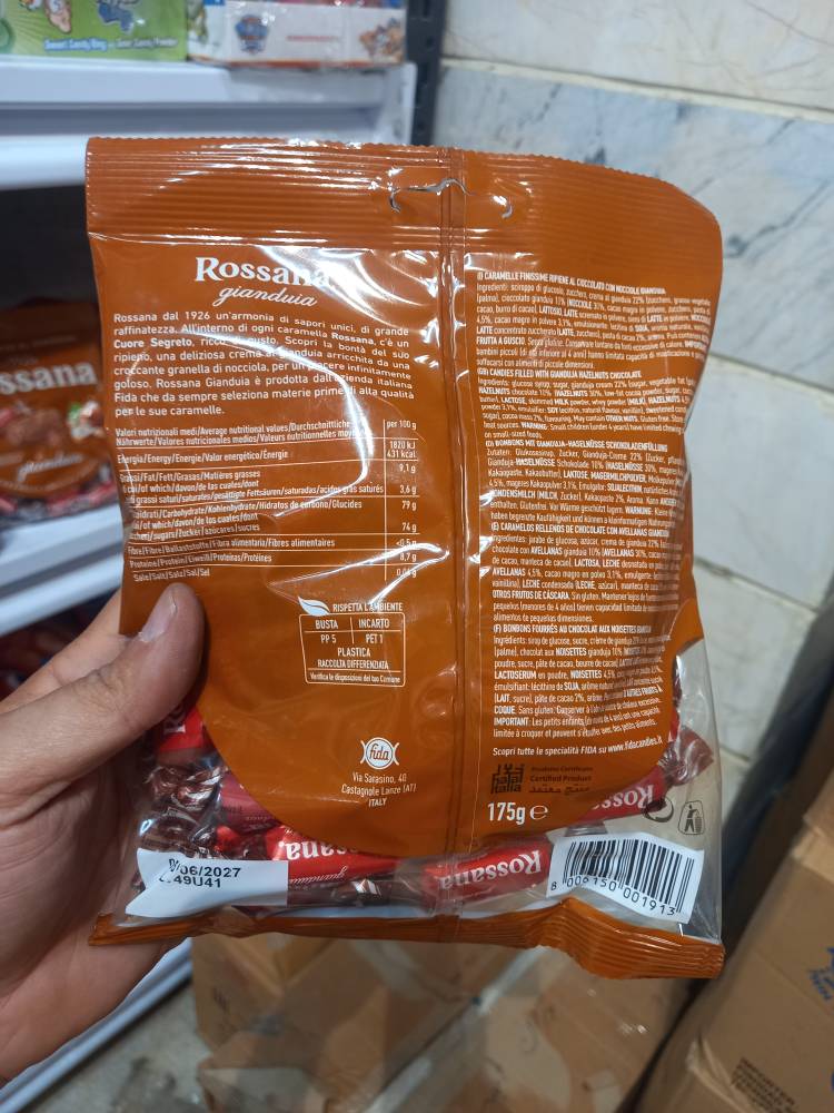 آبنبات مغزدار شکلاتی و فندقی روسانا Rossana Gianduia – 175 گرم